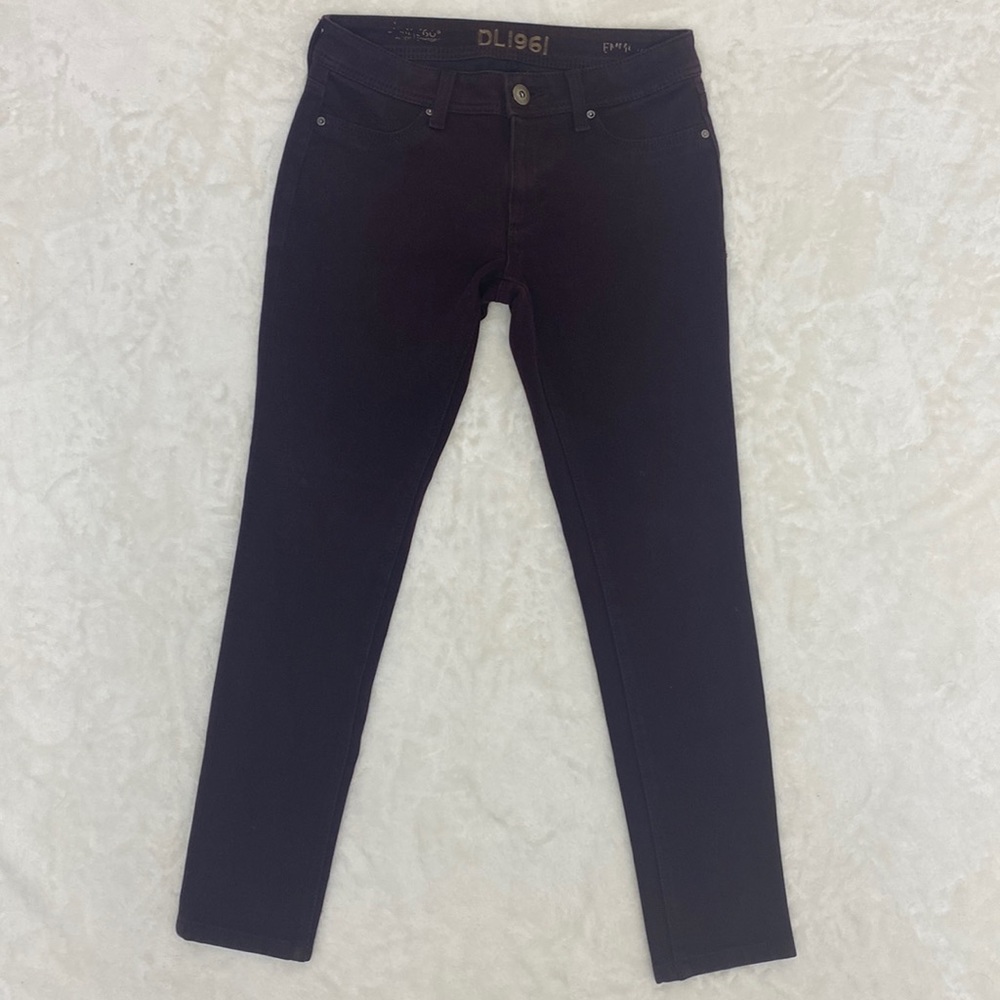 DL1961 “Emma” fit in rosewood. Size 27. great condition